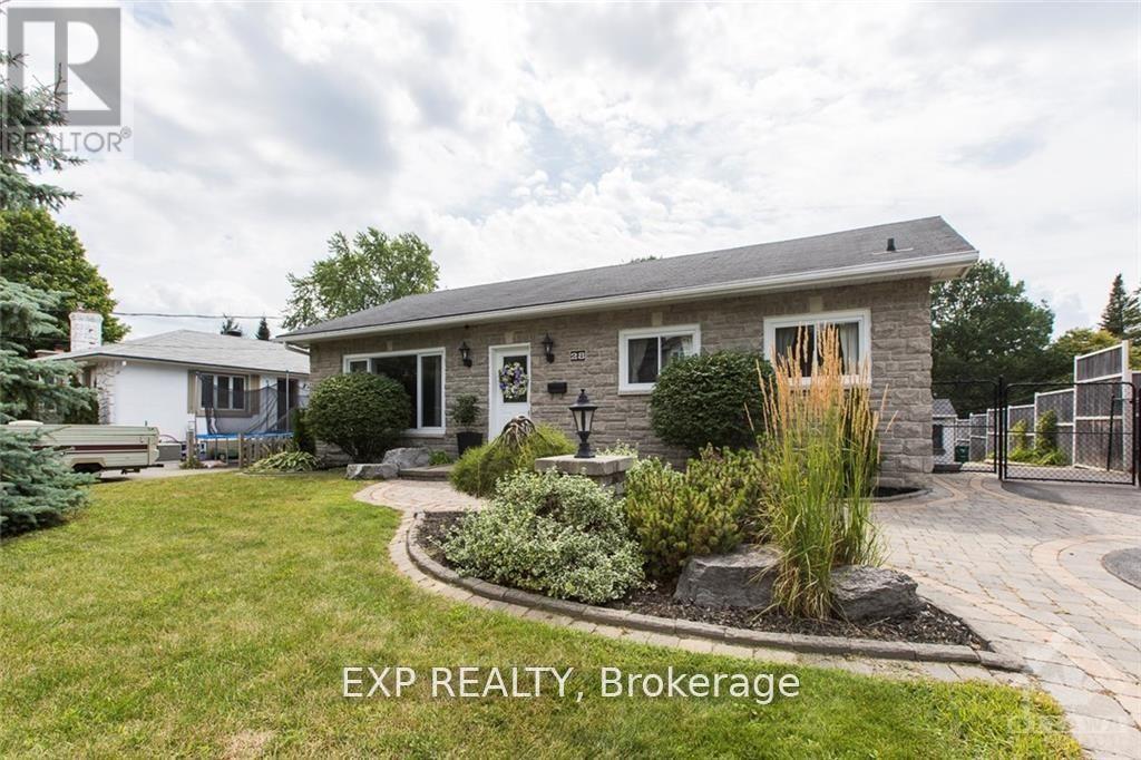 28 Appleford Street, Ottawa, Ontario  K1J 6T9 - Photo 2 - X13538794