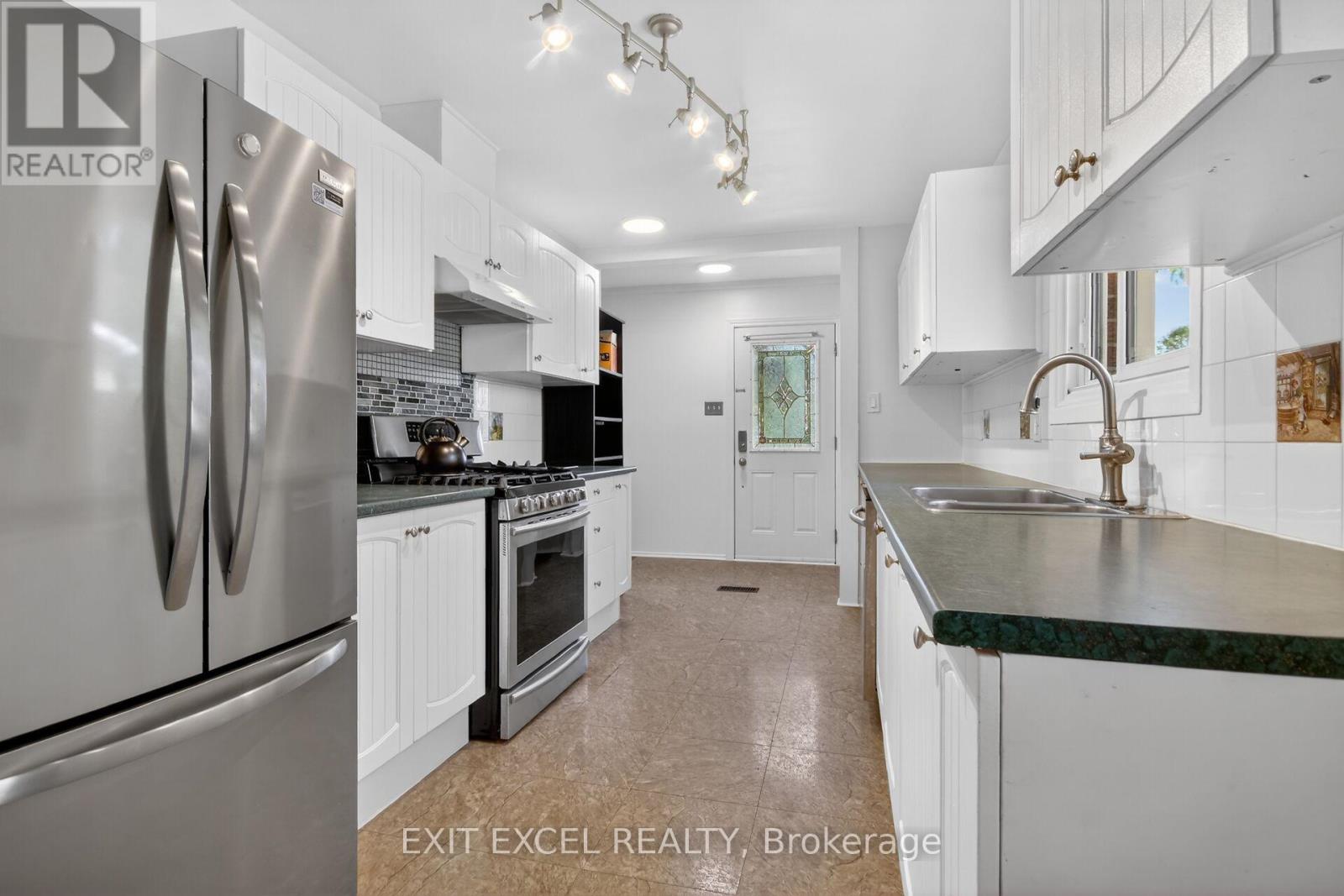 283 Mcelroy Drive, Ottawa, Ontario  K2L 1Y3 - Photo 17 - X13538968