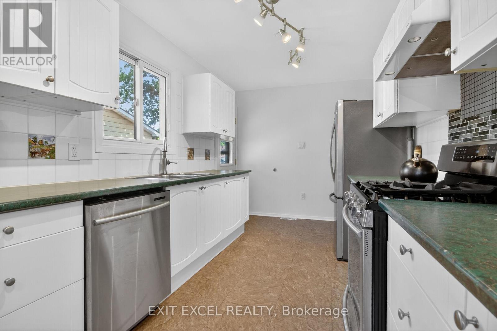 283 Mcelroy Drive, Ottawa, Ontario  K2L 1Y3 - Photo 22 - X13538968