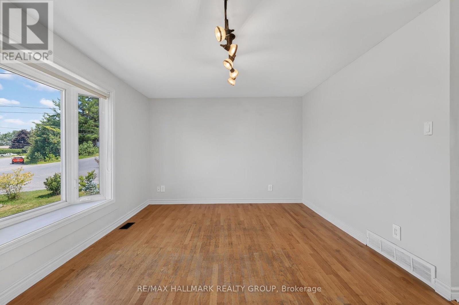 2205 Woods Street, Clarence-Rockland, Ontario  K4K 1J3 - Photo 6 - X13538998