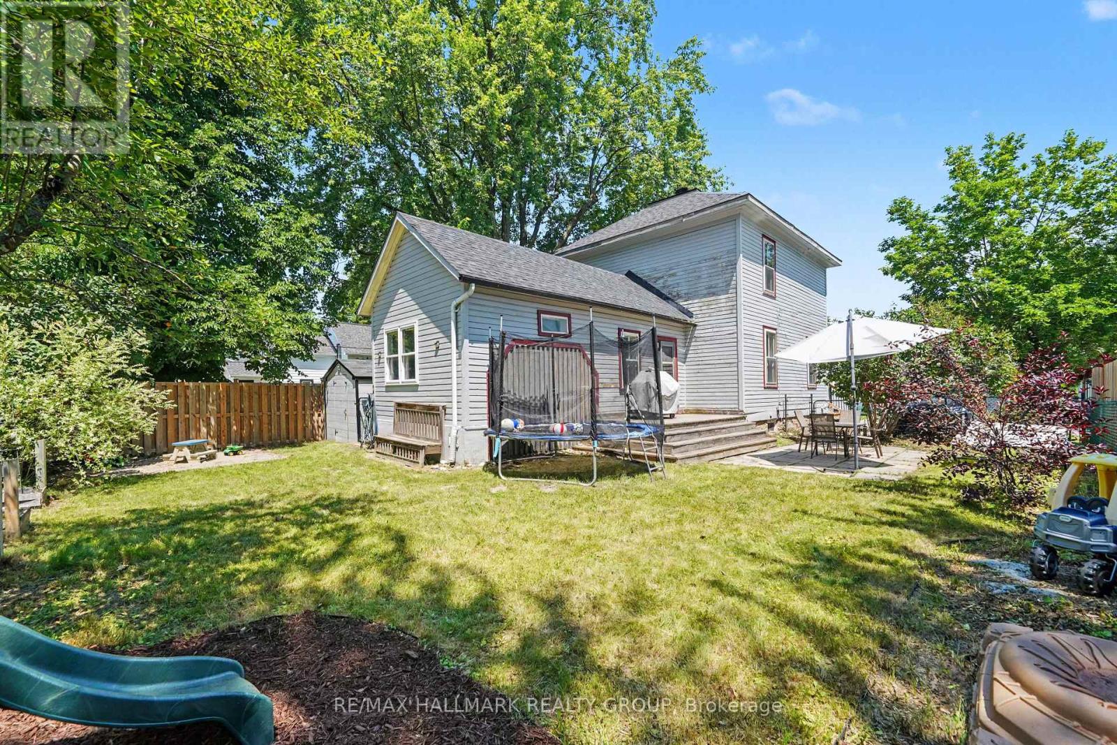 98 Drummond Street E, Perth, Ontario  K7H 1H1 - Photo 38 - X13539036