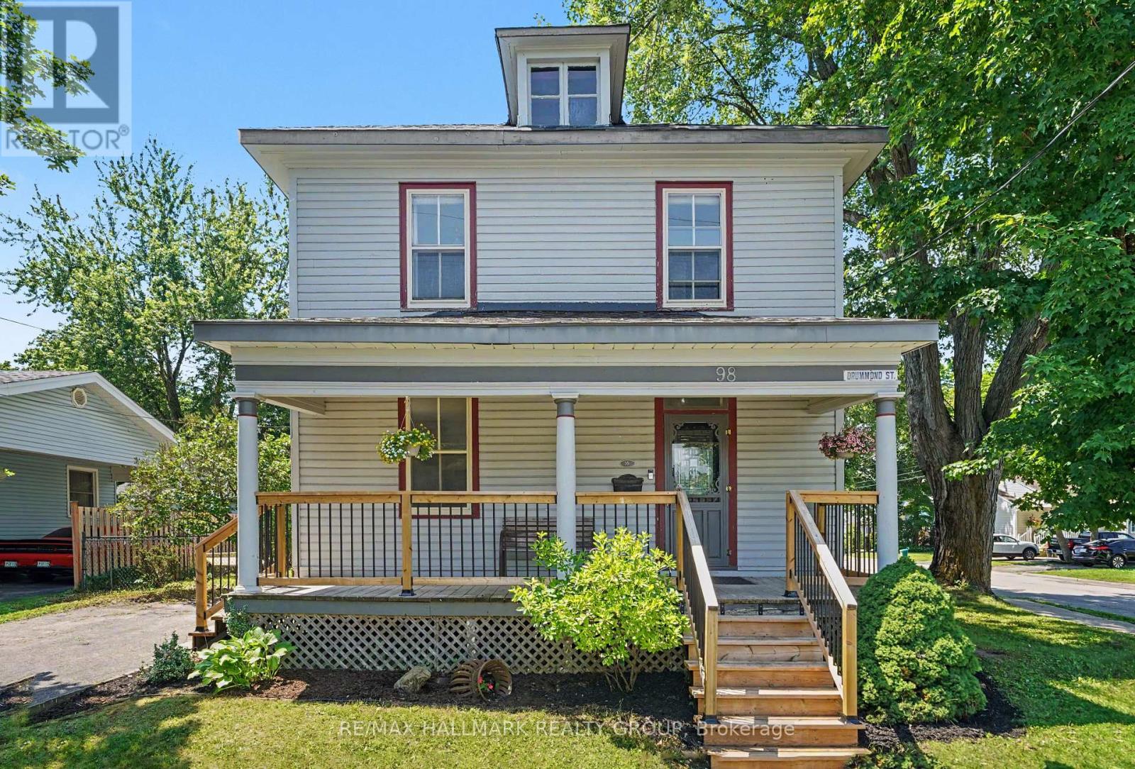 98 Drummond Street E, Perth, Ontario  K7H 1H1 - Photo 4 - X13539036