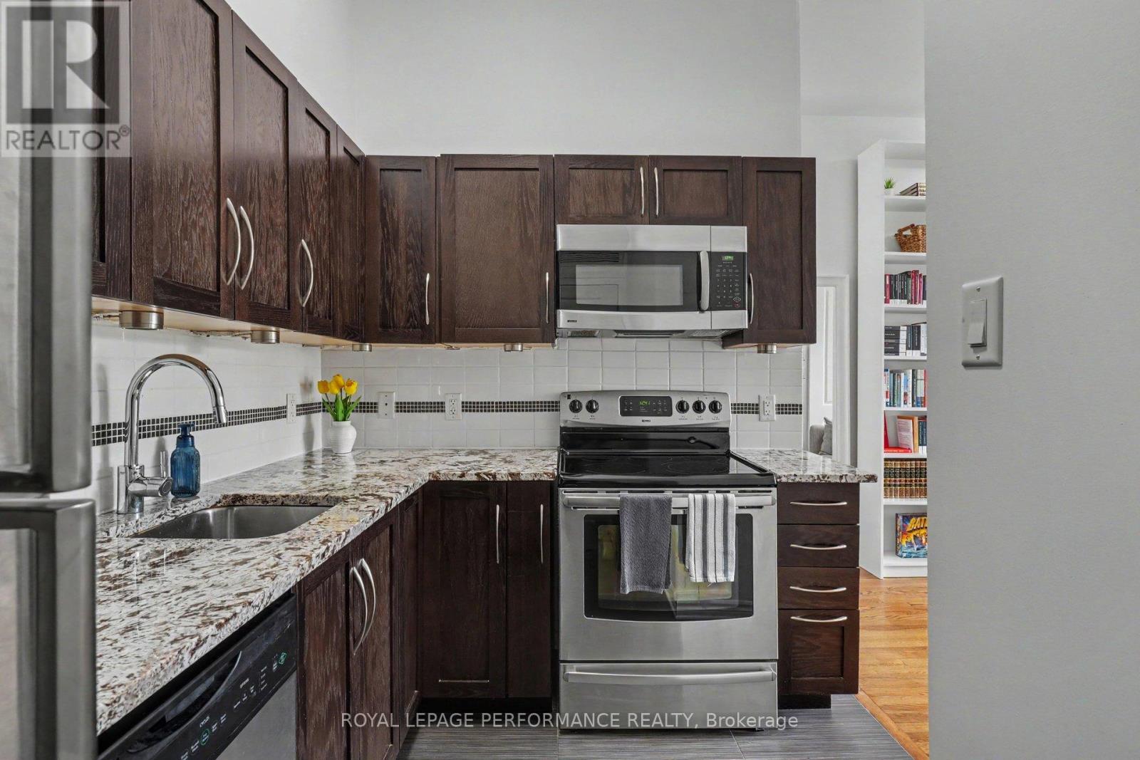 208 - 682 Churchill Avenue N, Ottawa, Ontario  K1Z 5G5 - Photo 8 - X13539102