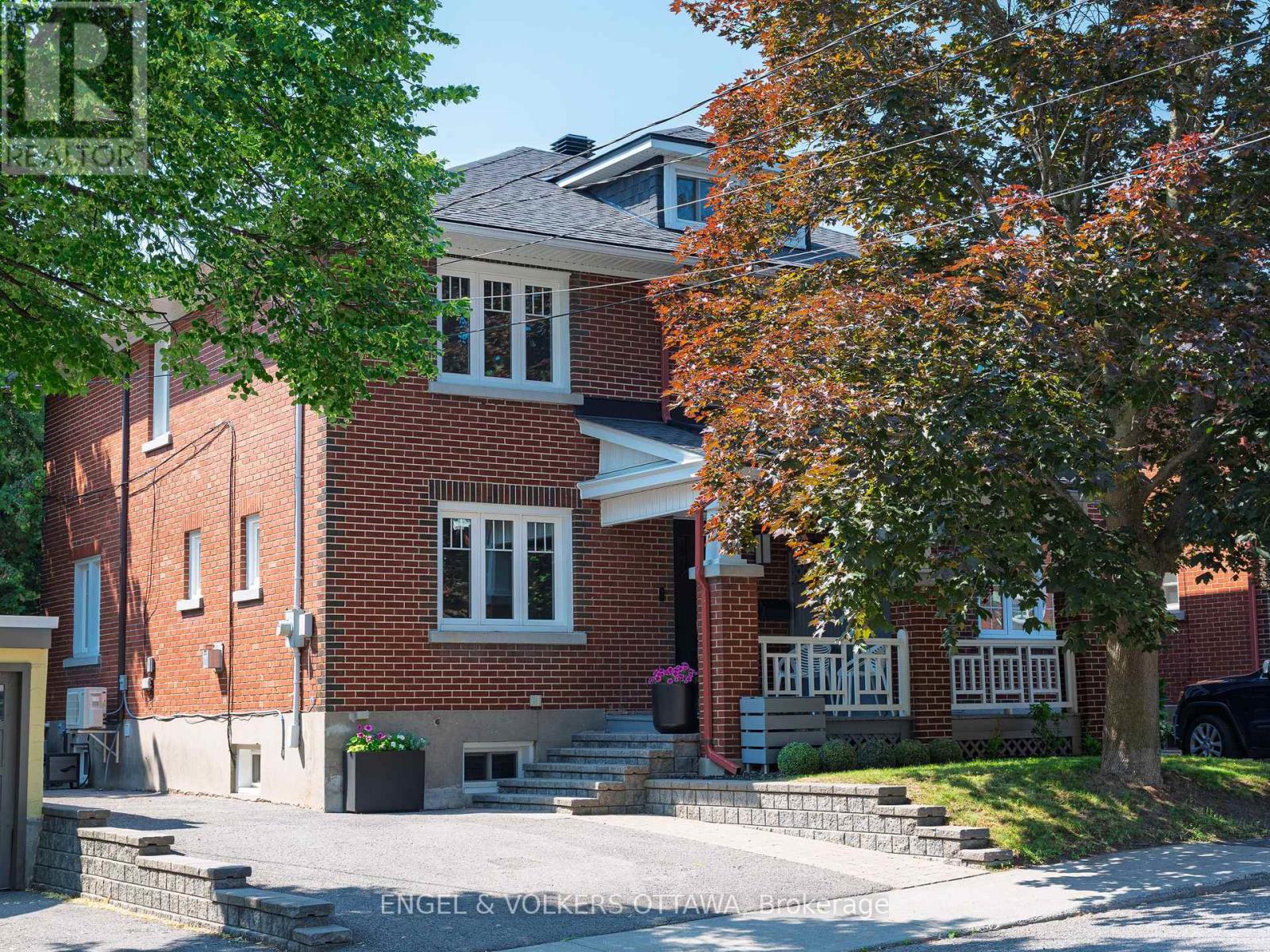 174 Hickory Street, Ottawa, Ontario  K1Y 3T6 - Photo 1 - X13539118