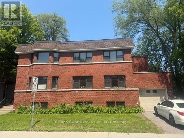 2 - 379 Stewart Street, Ottawa, Ontario  K1N 6K9 - Photo 1 - X13539262