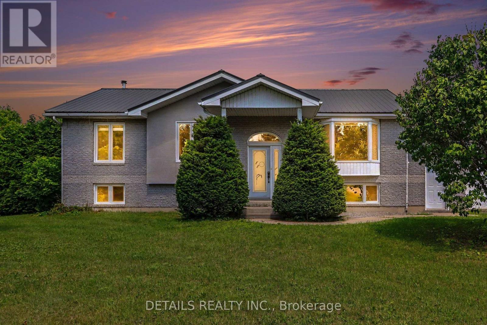 559 Main Street, North Grenville, Ontario  K0G 1S0 - Photo 1 - X13539428