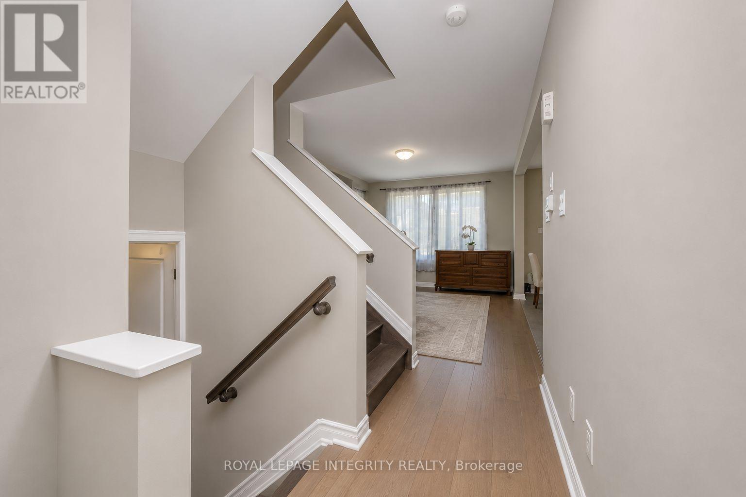 707 Samantha Eastop Avenue, Ottawa, Ontario  K2S 2A9 - Photo 5 - X13539504