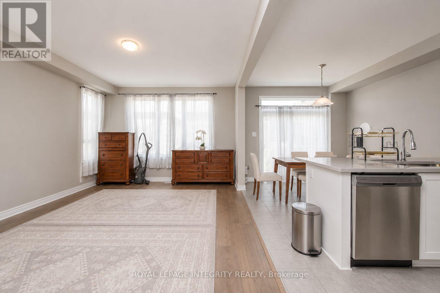 707 Samantha Eastop Avenue, Ottawa, Ontario  K2S 2A9 - Photo 7 - X13539504
