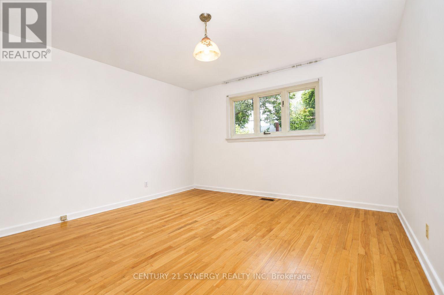 2148 Iris Street, Ottawa, Ontario  K2C 1B3 - Photo 13 - X13539550