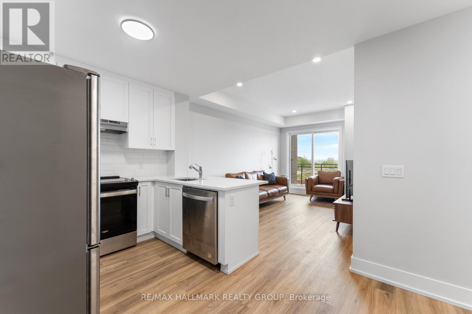 411 - 1350 Hemlock Road, Ottawa, Ontario  K1K 5C2 - Photo 3 - X13539650