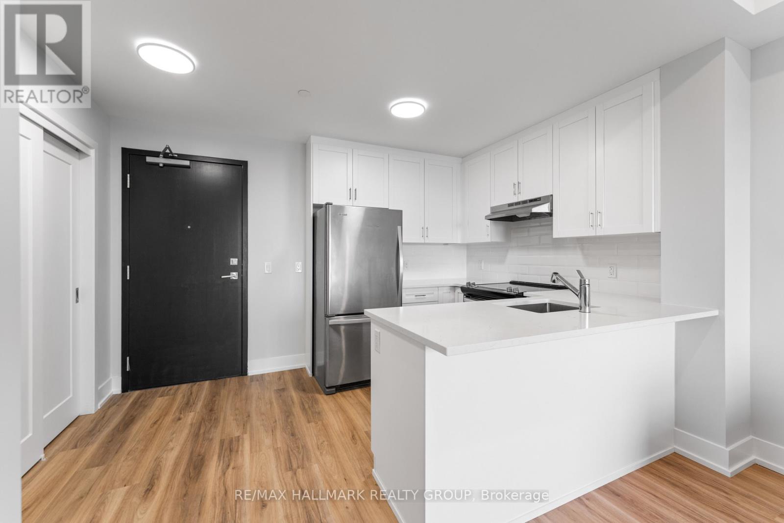 411 - 1350 Hemlock Road, Ottawa, Ontario  K1K 5C2 - Photo 4 - X13539650