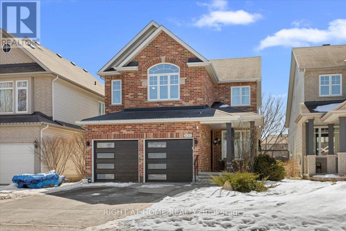 850 Feather Moss Way, Ottawa, Ontario  K1V 1X2 - Photo 1 - X13539654