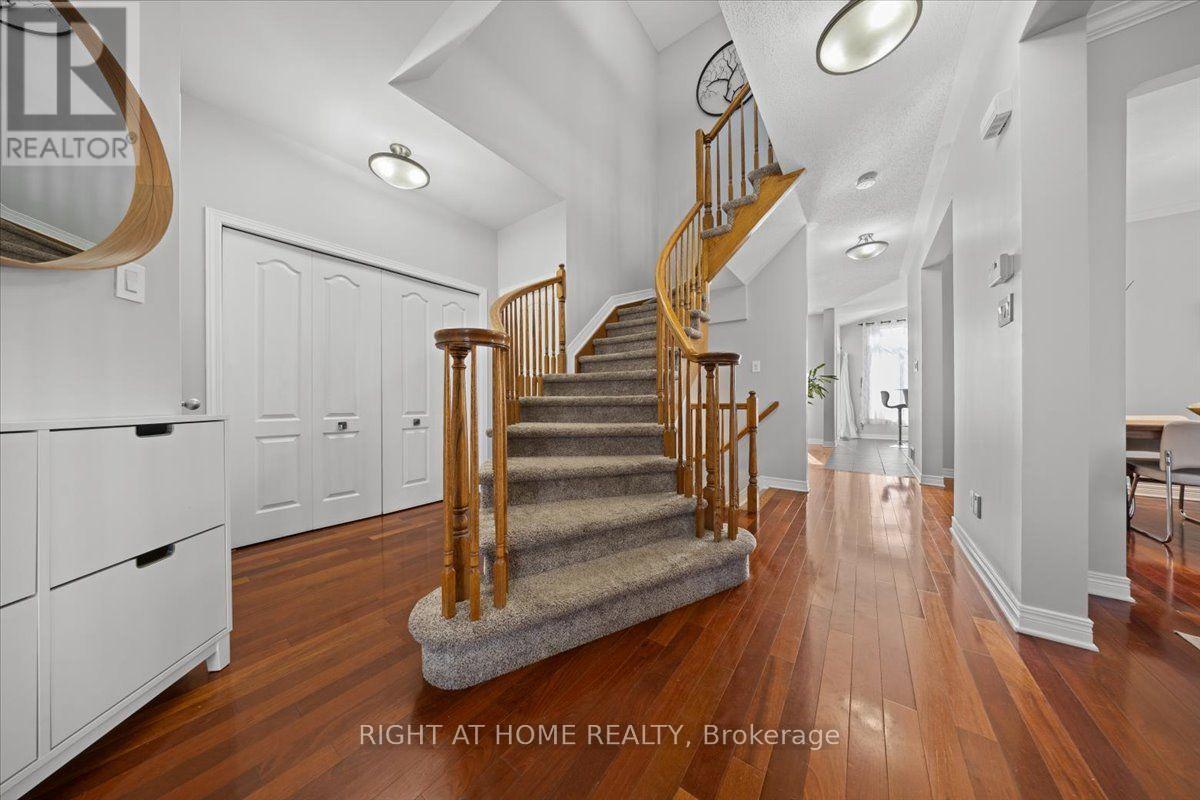 850 Feather Moss Way, Ottawa, Ontario  K1V 1X2 - Photo 5 - X13539654
