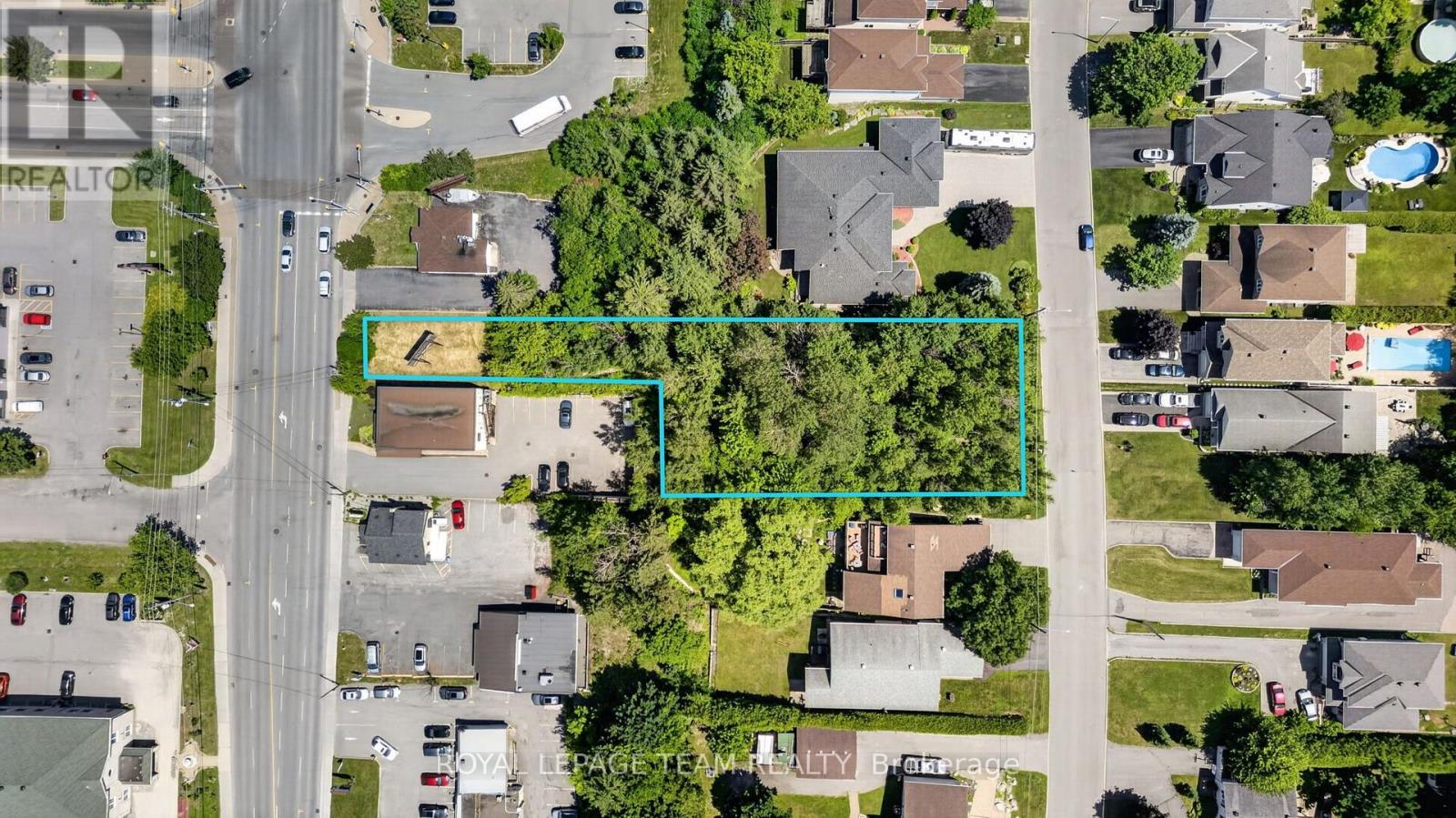 2902 St Joseph Boulevard, Ottawa, Ontario  K1C 1G7 - Photo 2 - X13539896
