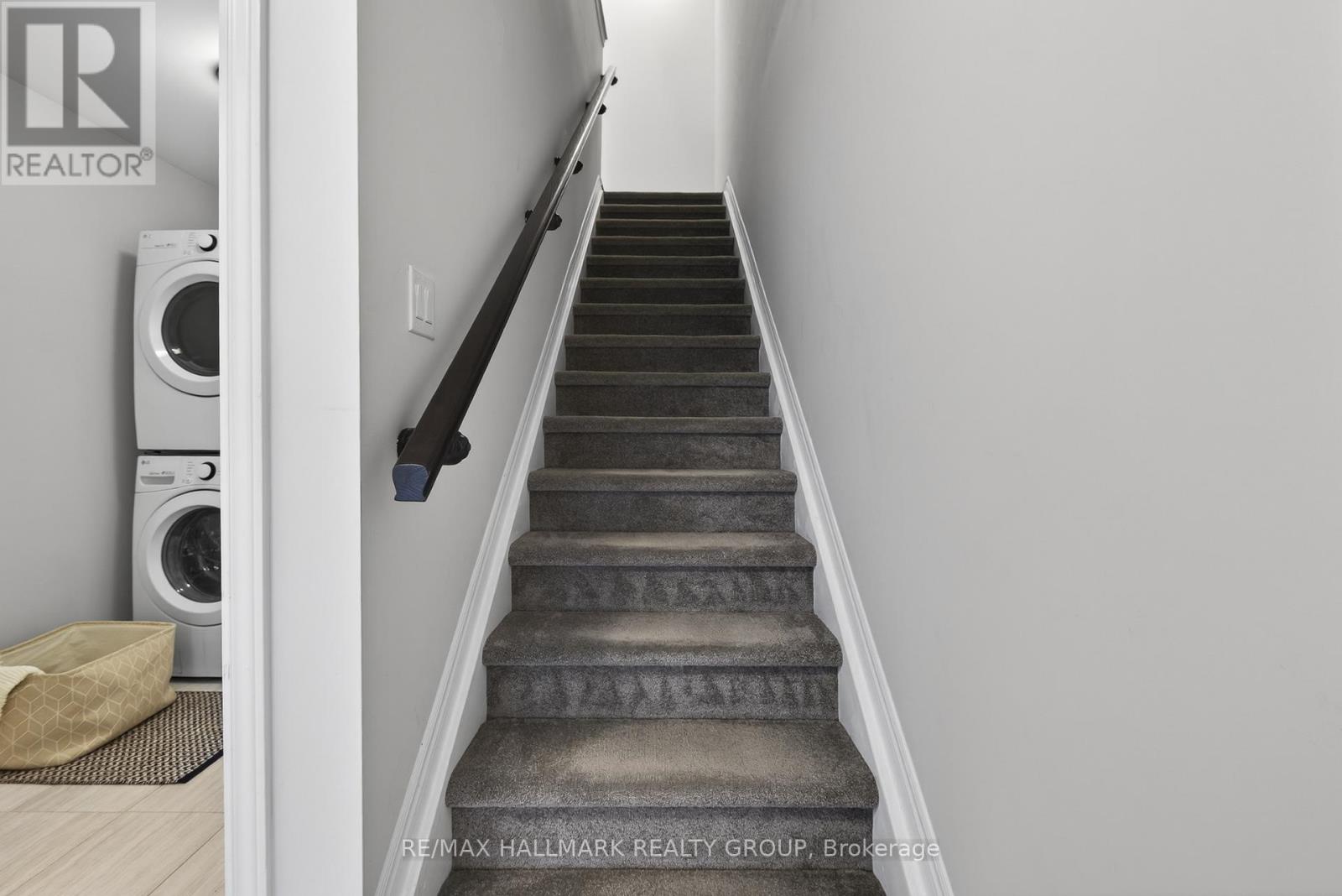 805 Kiniw Private, Ottawa, Ontario  K1K 4Z4 - Photo 5 - X13540166