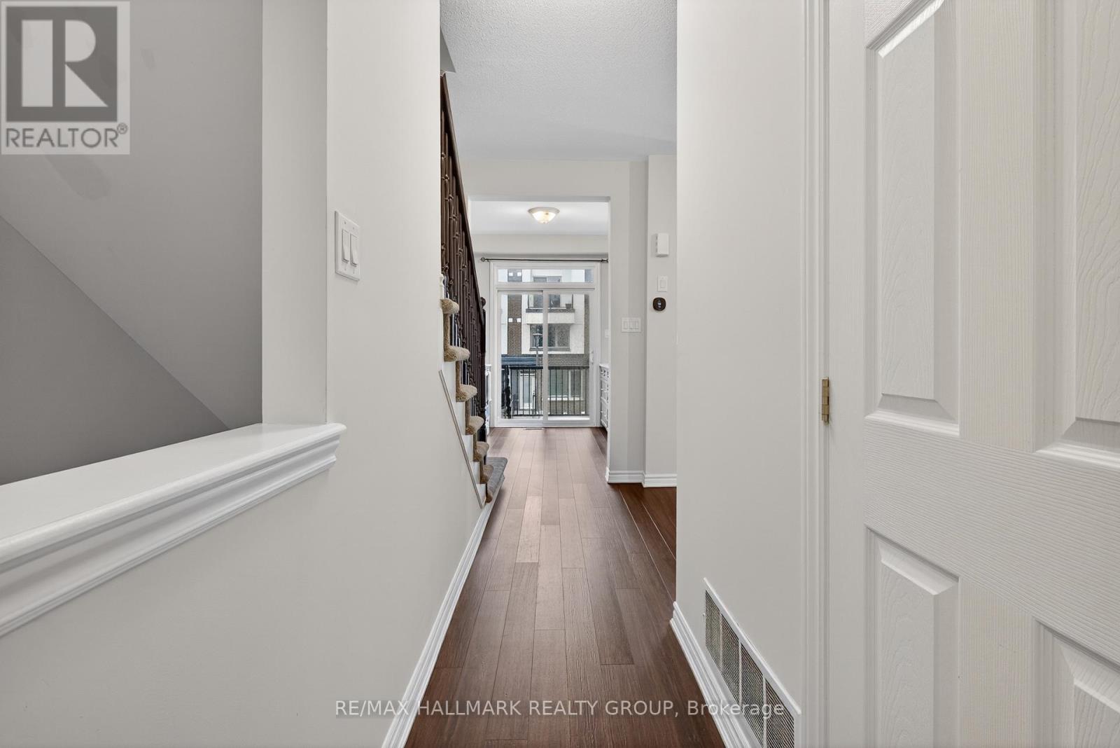 805 Kiniw Private, Ottawa, Ontario  K1K 4Z4 - Photo 8 - X13540166