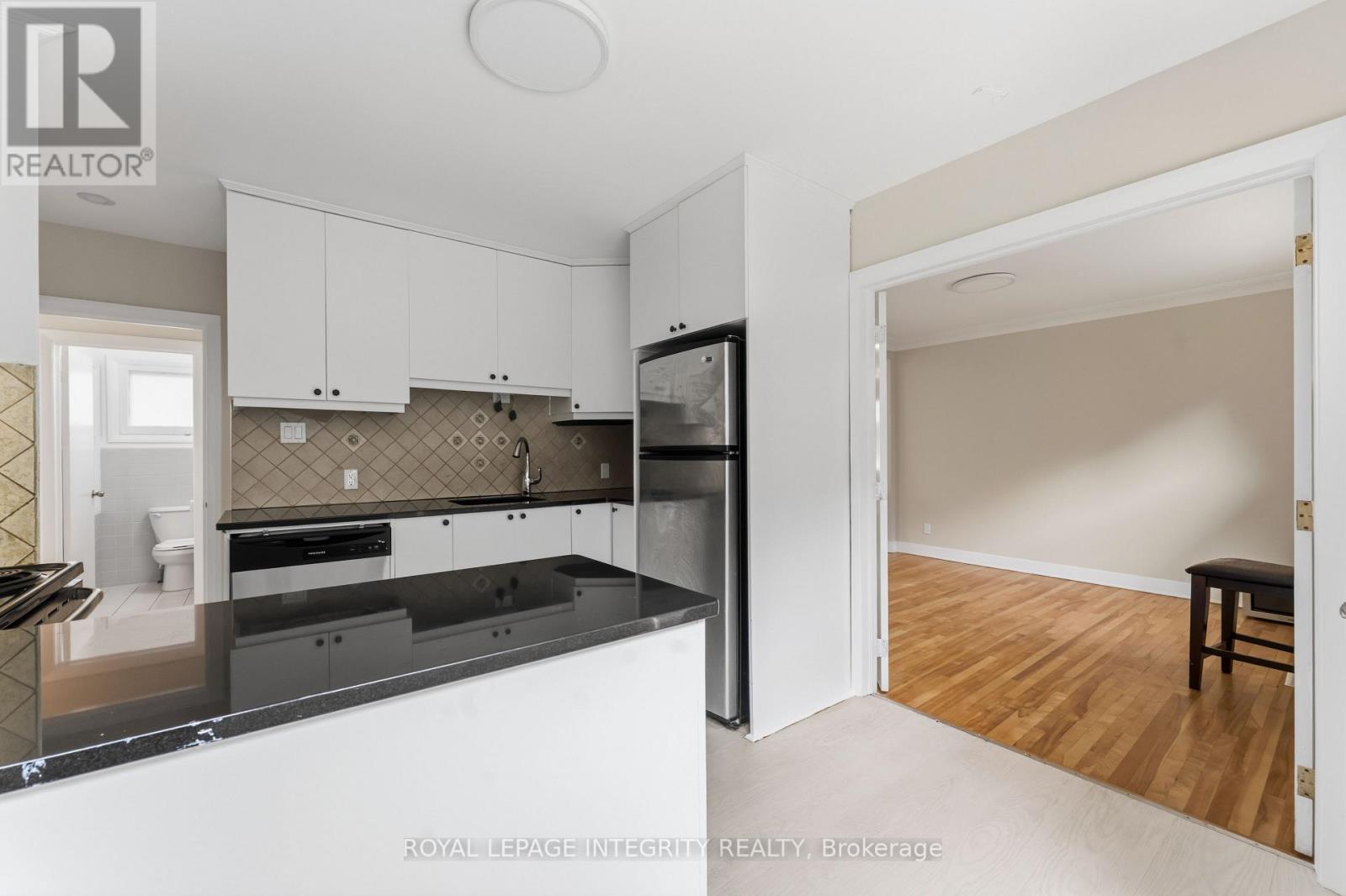 1873 Fairbanks Avenue, Ottawa, Ontario  K1H 5X6 - Photo 12 - X13540290