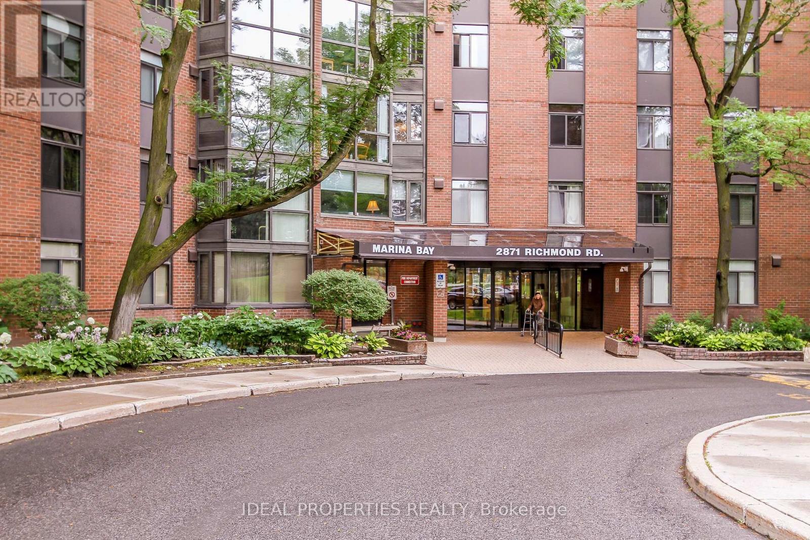 1213 - 2871 Richmond Road W, Ottawa, Ontario  K2B 8M5 - Photo 2 - X13540322