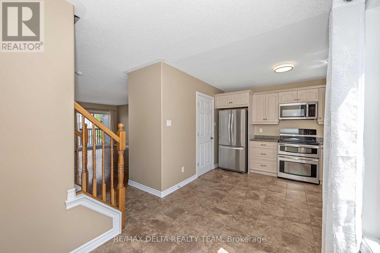 412 Van Buren Street, North Grenville, Ontario  K0G 1J0 - Photo 21 - X13540492
