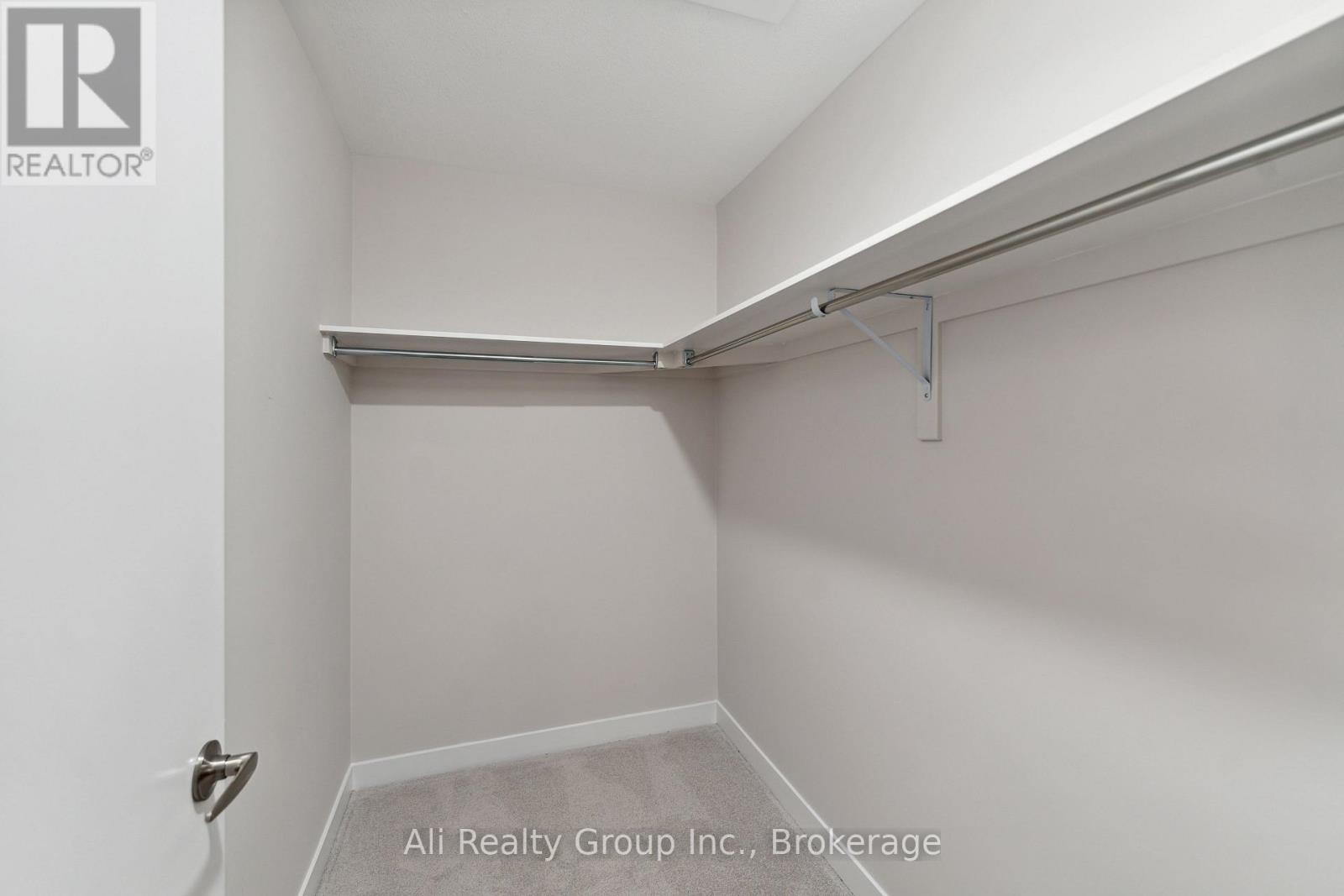 242 Falsetto Street, Ottawa, Ontario  K1W 0S2 - Photo 18 - X13540572
