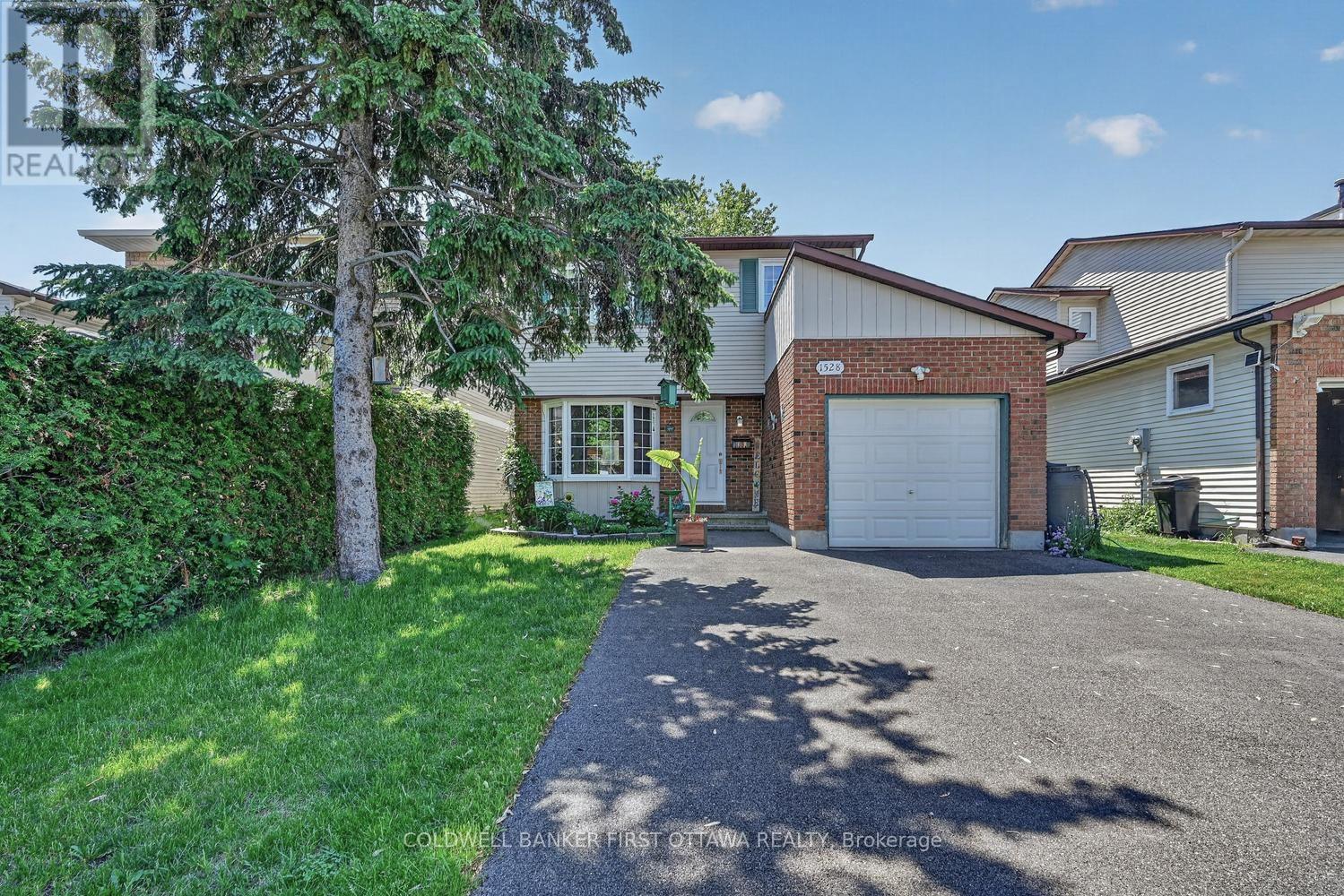 1528 Brookmill Lane, Ottawa, Ontario  K1B 5G4 - Photo 1 - X13540598