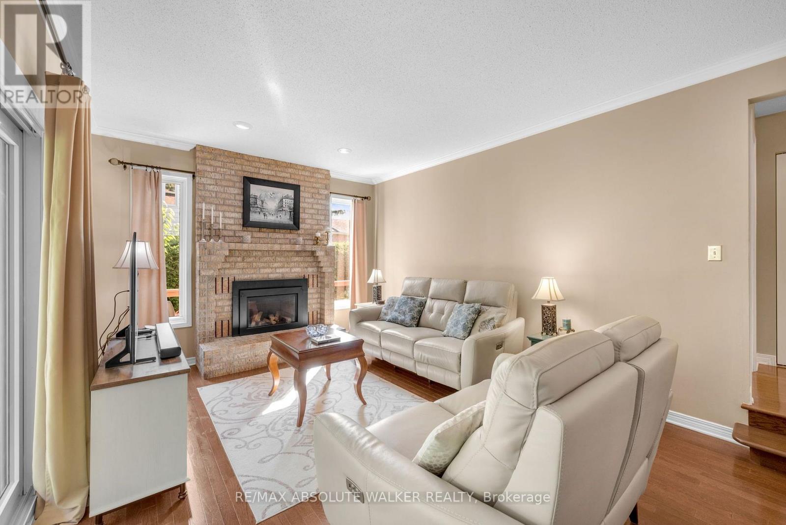 30 Elderwood Trail, Ottawa, Ontario  K2S 1C9 - Photo 12 - X13540650