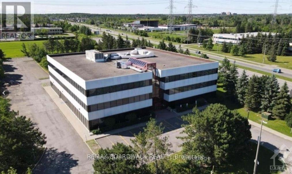2465 St Laurent Boulevard, Ottawa, Ontario  K1G 6G8 - Photo 2 - X13540734