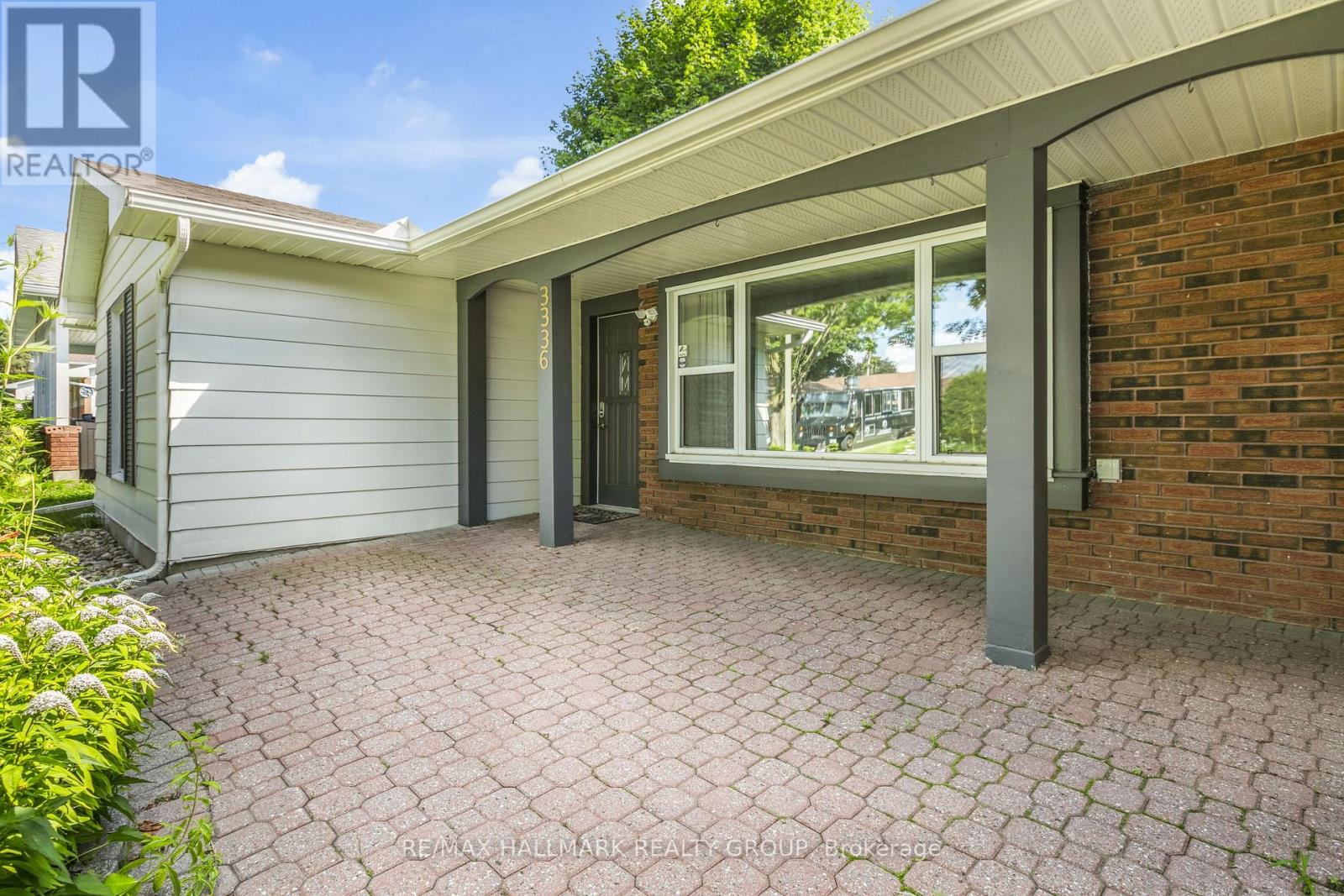 3336 Kodiak Street, Ottawa, Ontario  K1V 7S8 - Photo 3 - X13540736