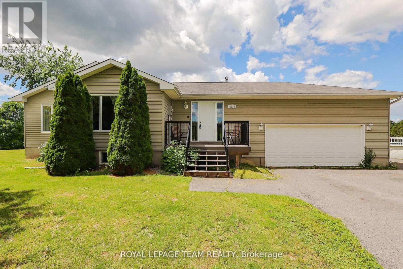 4038 Calbrent Way, Ottawa, Ontario  K0A 2W0 - Photo 1 - X13540756