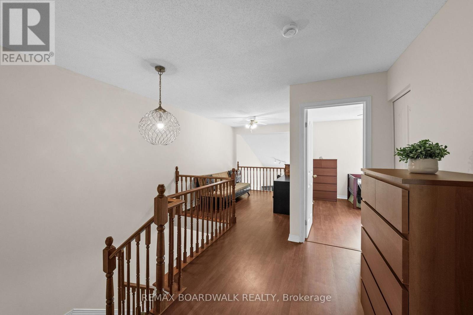 50 Gray Crescent, Ottawa, Ontario  K2K 3L2 - Photo 13 - X13540948
