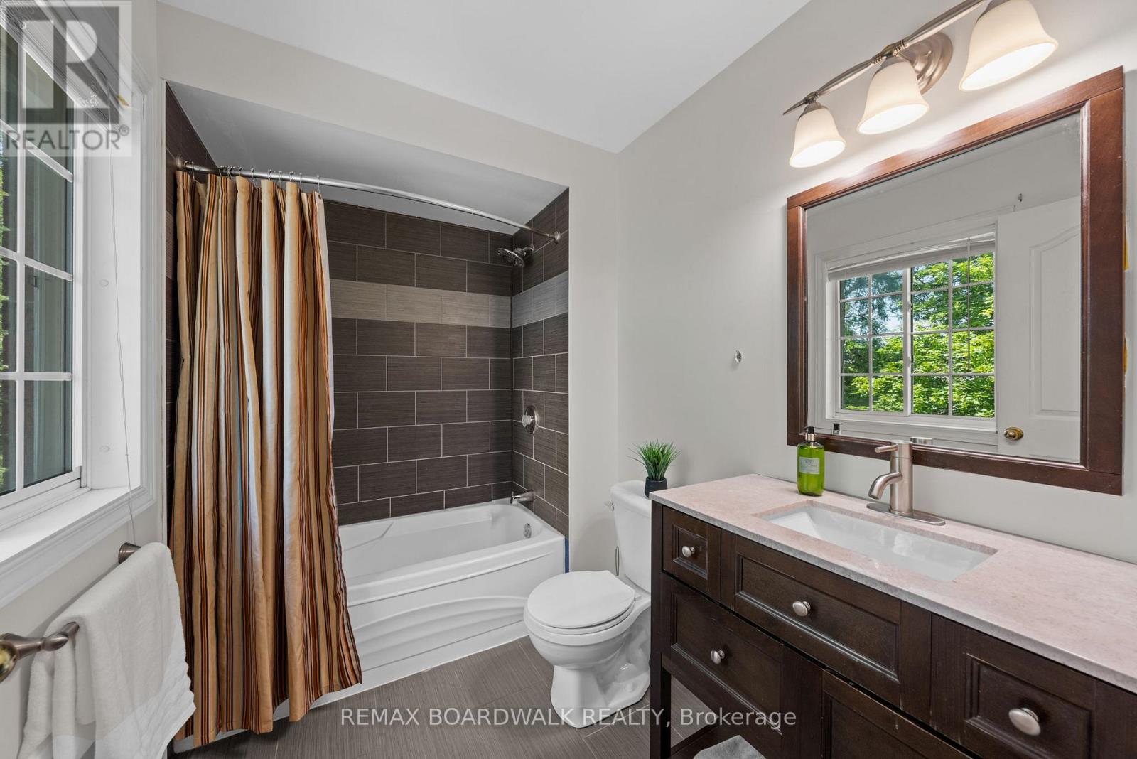 50 Gray Crescent, Ottawa, Ontario  K2K 3L2 - Photo 17 - X13540948