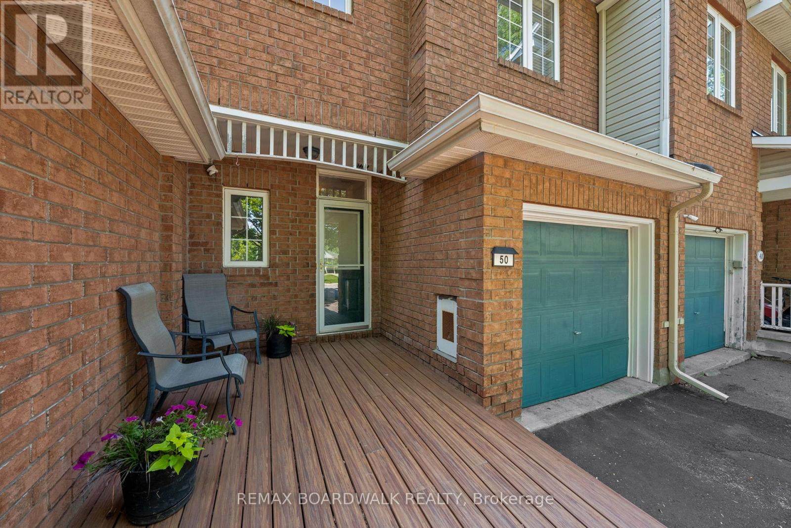 50 Gray Crescent, Ottawa, Ontario  K2K 3L2 - Photo 2 - X13540948
