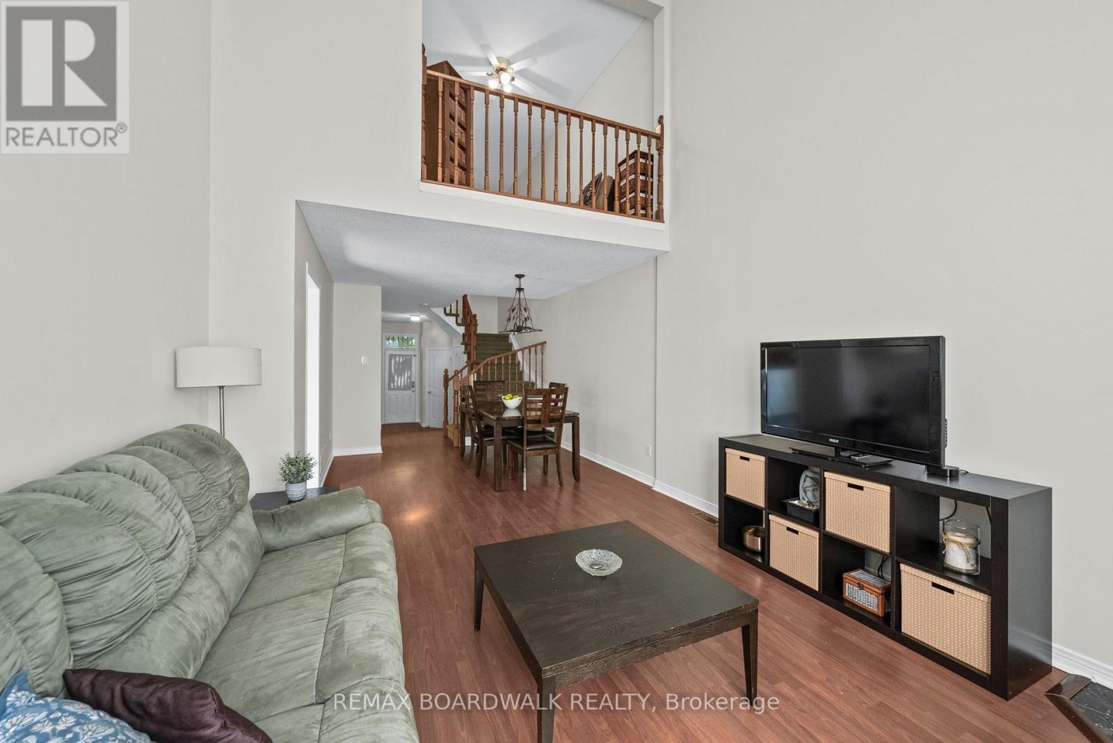 50 Gray Crescent, Ottawa, Ontario  K2K 3L2 - Photo 9 - X13540948
