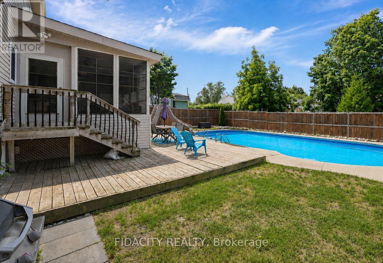 13 Poole Creek Crescent, Ottawa, Ontario  K2S 1T6 - Photo 2 - X13540954