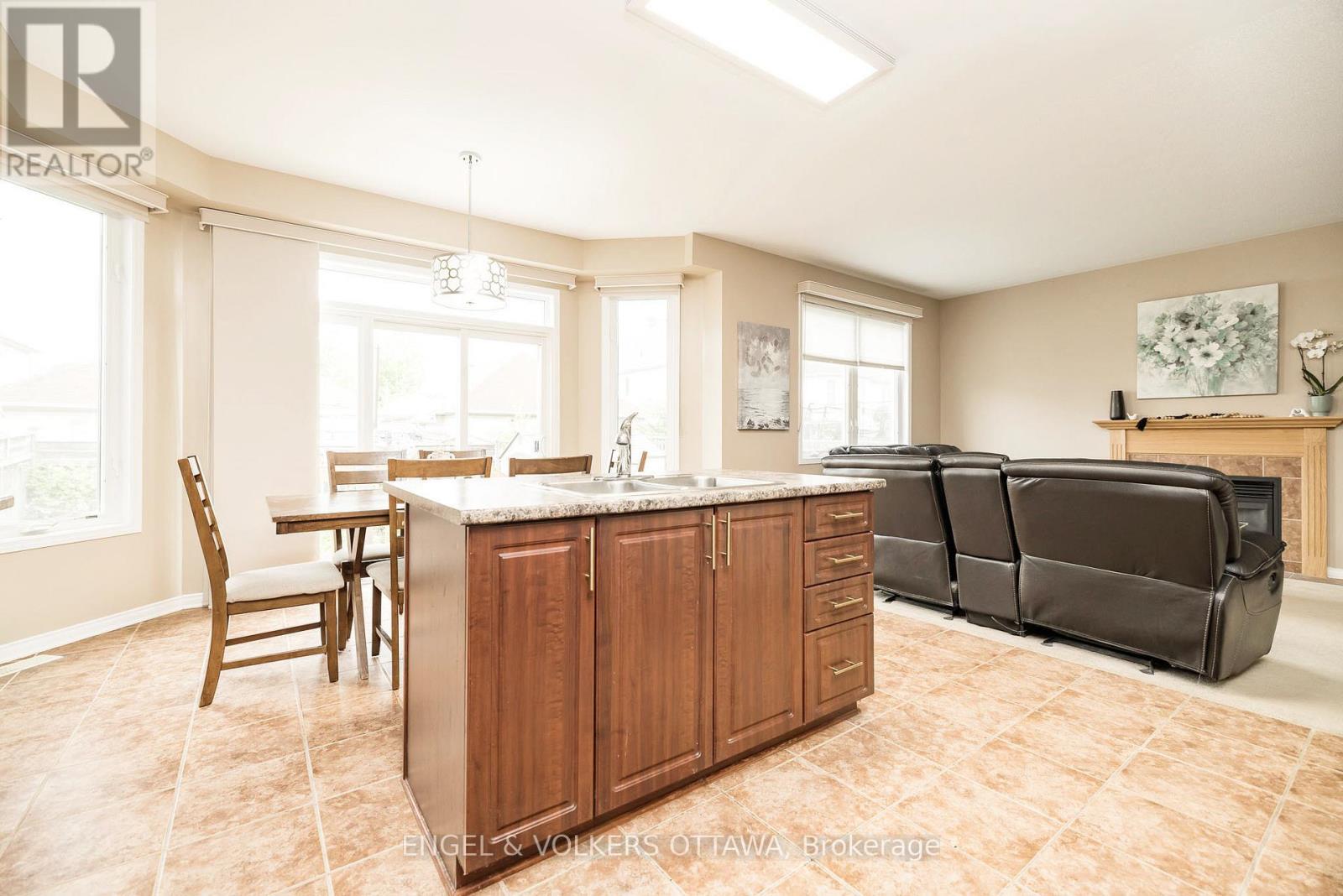 166 Macara Crescent, Ottawa, Ontario  K2K 0C9 - Photo 14 - X13540974