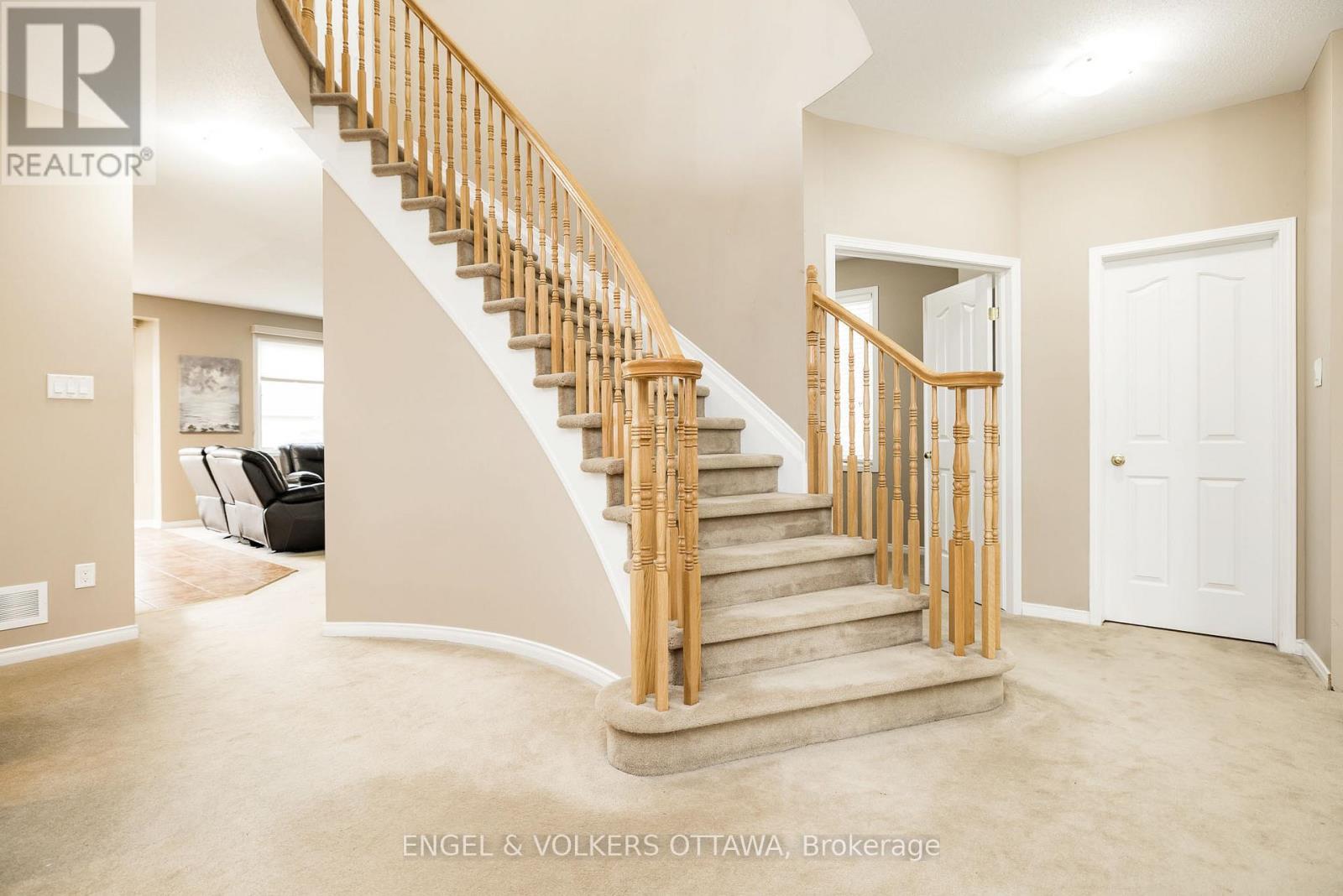 166 Macara Crescent, Ottawa, Ontario  K2K 0C9 - Photo 24 - X13540974
