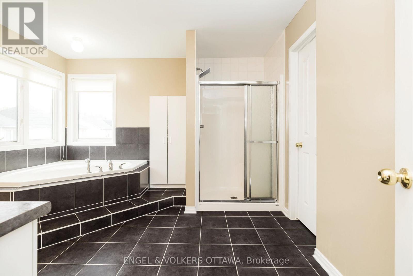 166 Macara Crescent, Ottawa, Ontario  K2K 0C9 - Photo 30 - X13540974