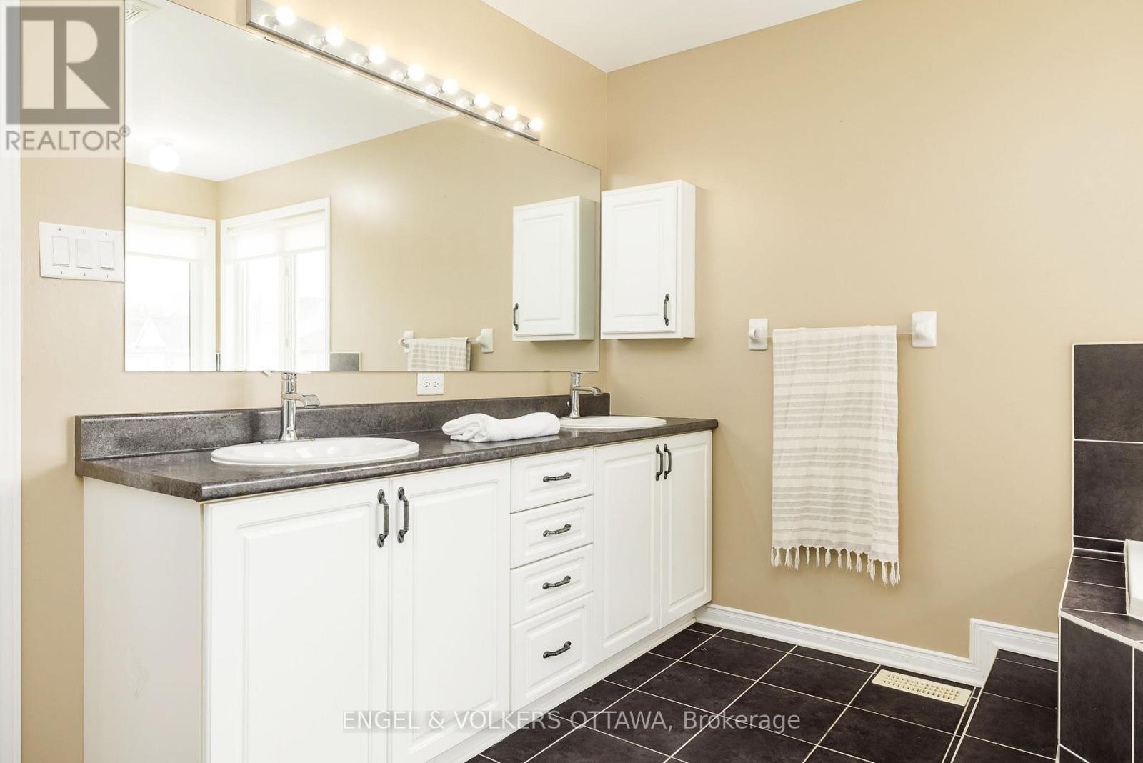 166 Macara Crescent, Ottawa, Ontario  K2K 0C9 - Photo 31 - X13540974