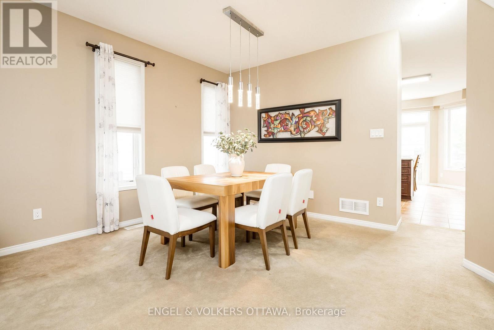 166 Macara Crescent, Ottawa, Ontario  K2K 0C9 - Photo 9 - X13540974