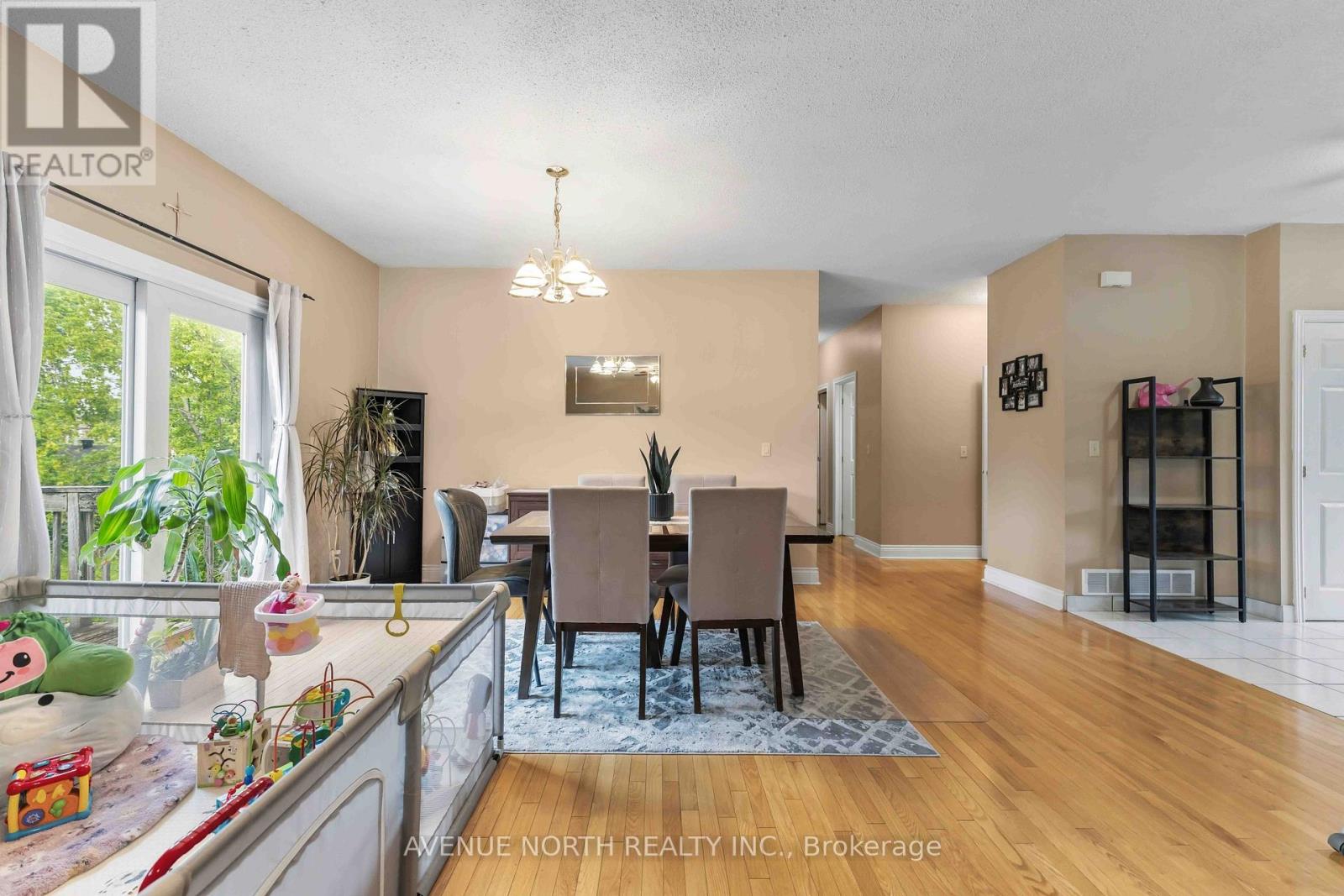 6803 Barsona Place, Ottawa, Ontario  K1C 1J2 - Photo 12 - X13541472