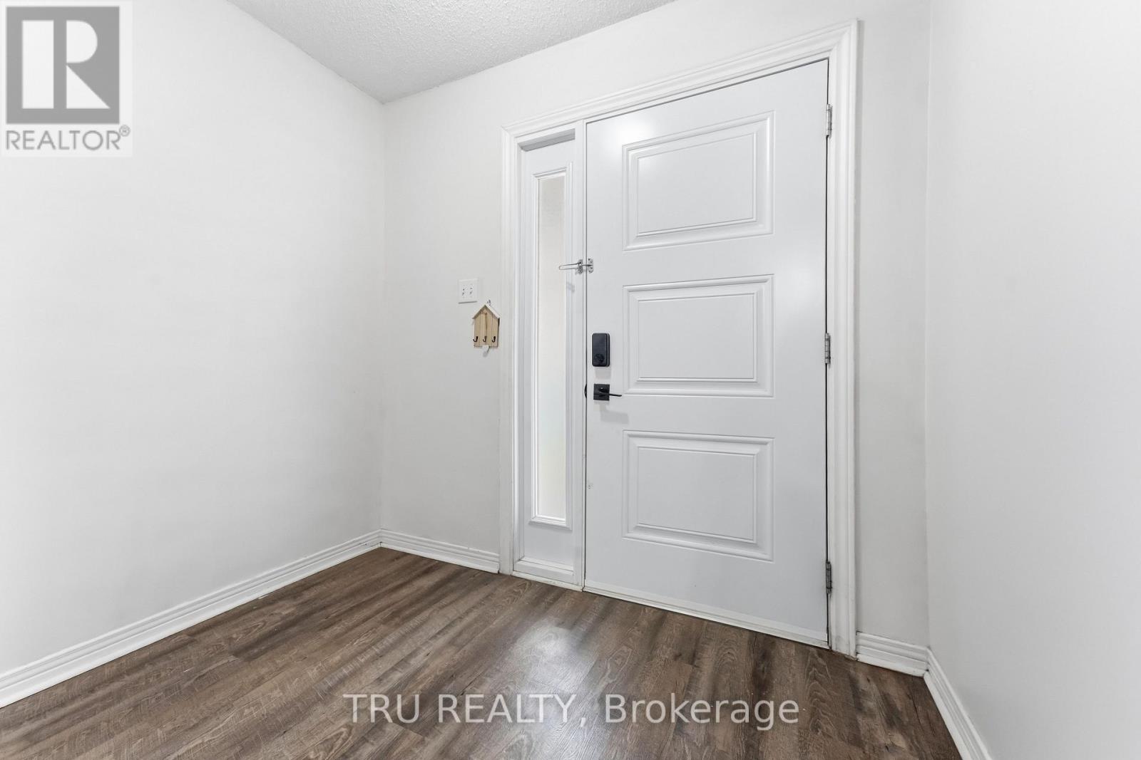 43 Kathleen Crescent, Ottawa, Ontario  K2S 1L5 - Photo 2 - X13541614