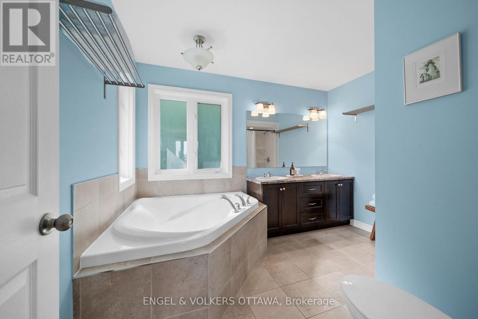 140 Station Trail, Russell, Ontario  K4R 0A3 - Photo 25 - X13541646