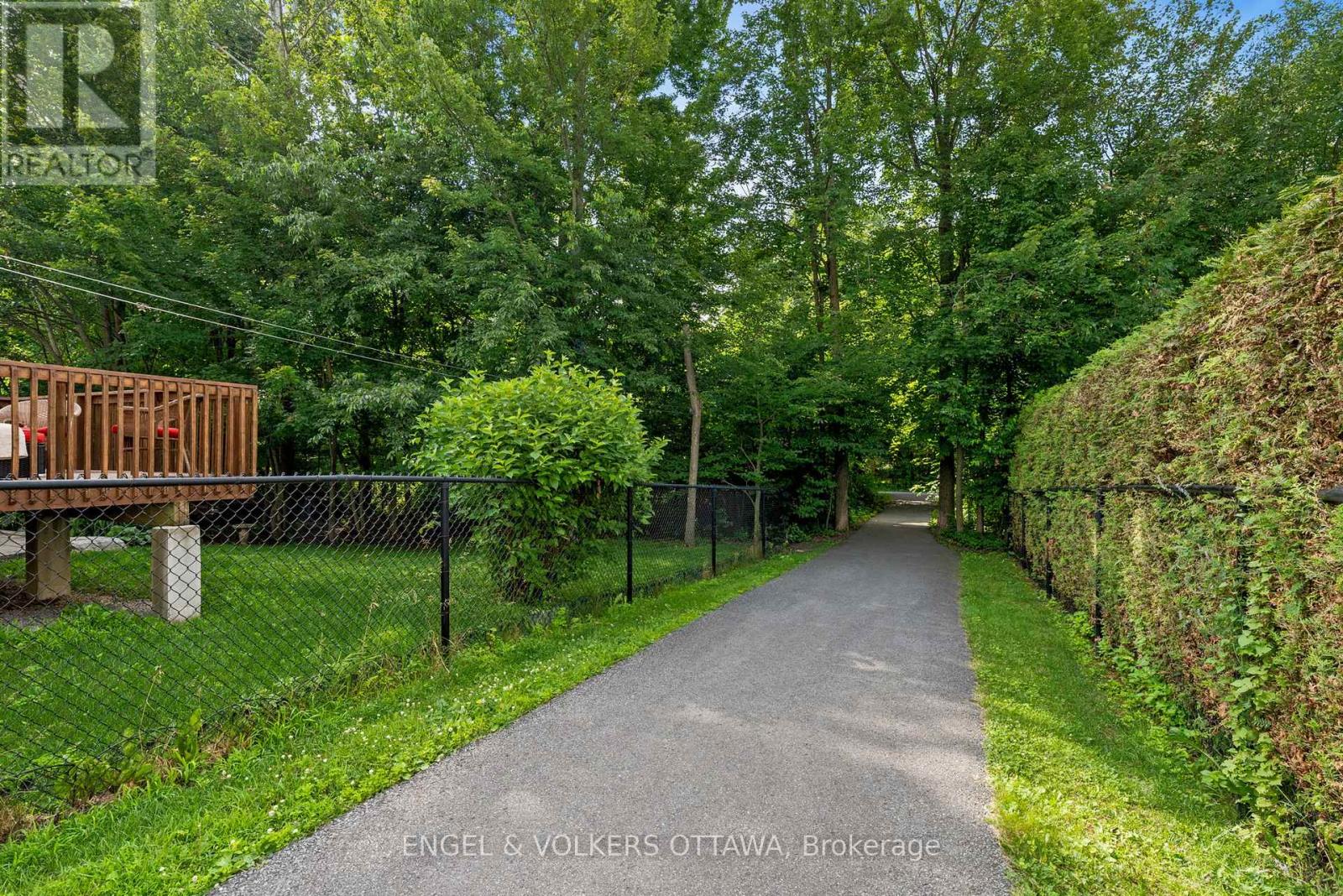 140 Station Trail, Russell, Ontario  K4R 0A3 - Photo 43 - X13541646