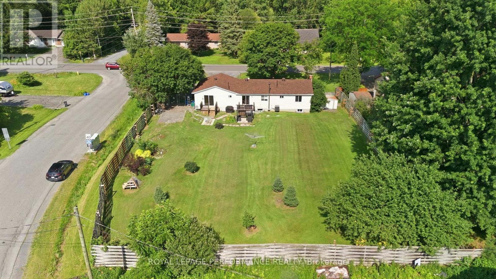 1084 Eadie Road, Russell, Ontario  K4R 1C3 - Photo 2 - X13541742