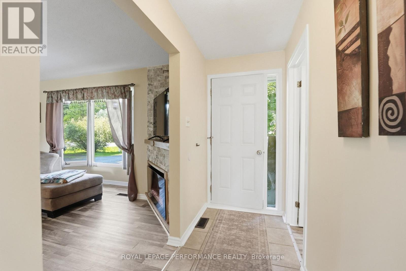 1084 Eadie Road, Russell, Ontario  K4R 1C3 - Photo 3 - X13541742