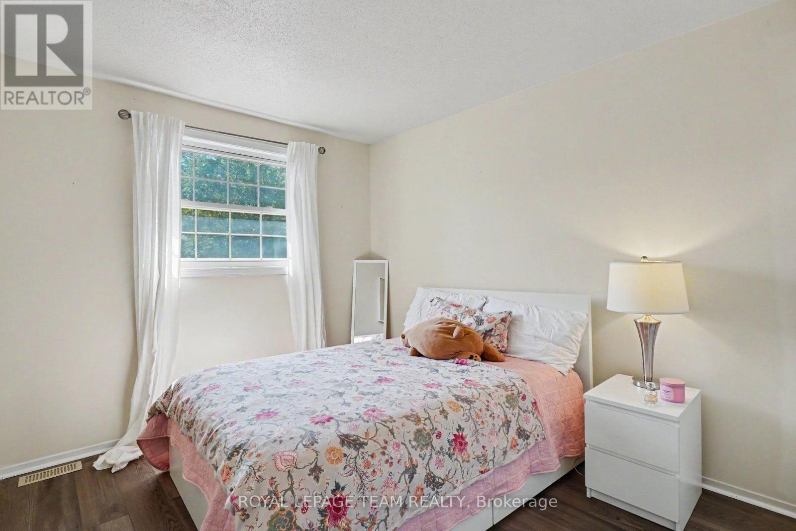 42 Sundback Lane, Ottawa, Ontario  K2L 2W8 - Photo 17 - X13541808
