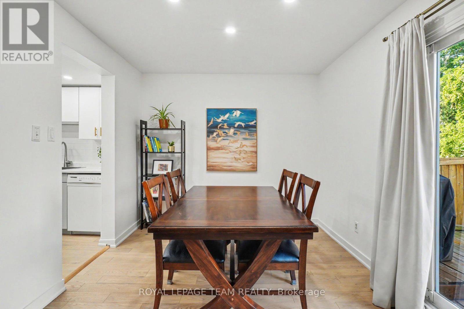 42 Sundback Lane, Ottawa, Ontario  K2L 2W8 - Photo 6 - X13541808