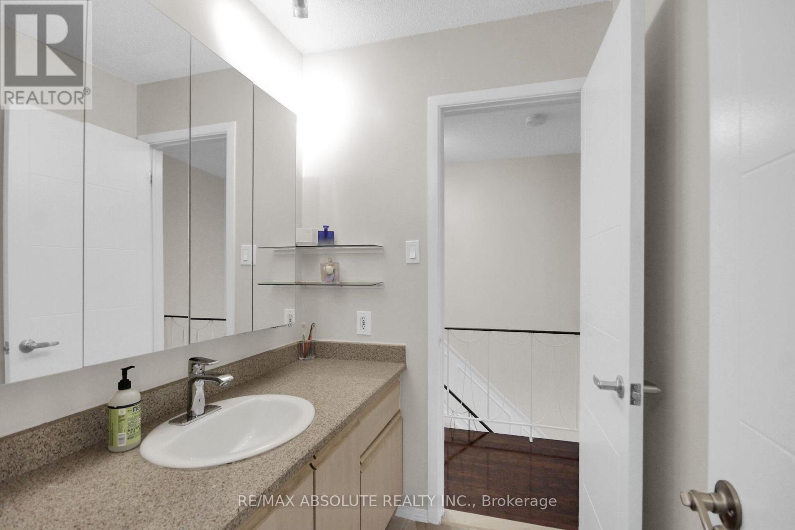 79 Shoreham Avenue, Ottawa, Ontario  K2G 3X3 - Photo 23 - X13533622