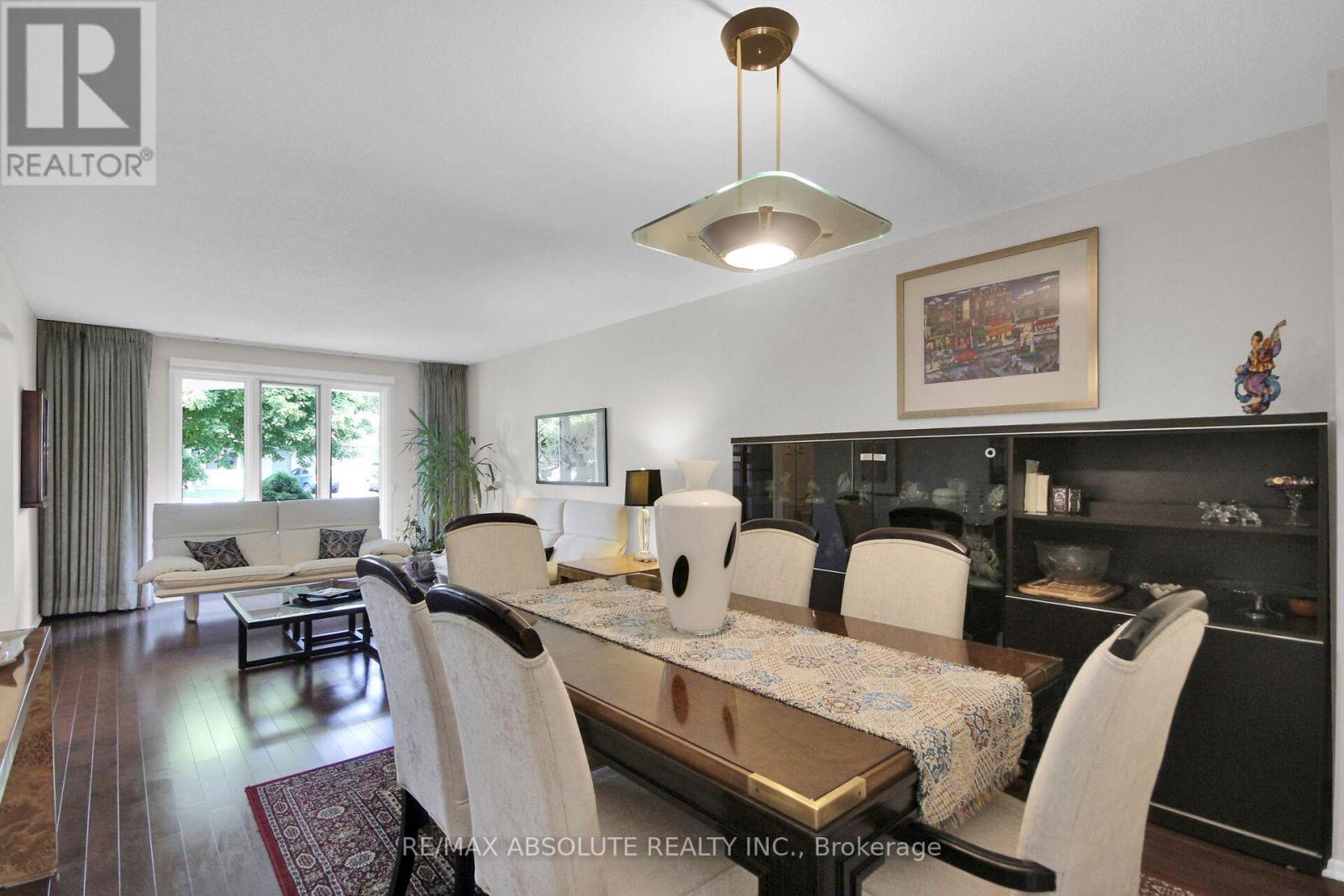 79 Shoreham Avenue, Ottawa, Ontario  K2G 3X3 - Photo 7 - X13533622