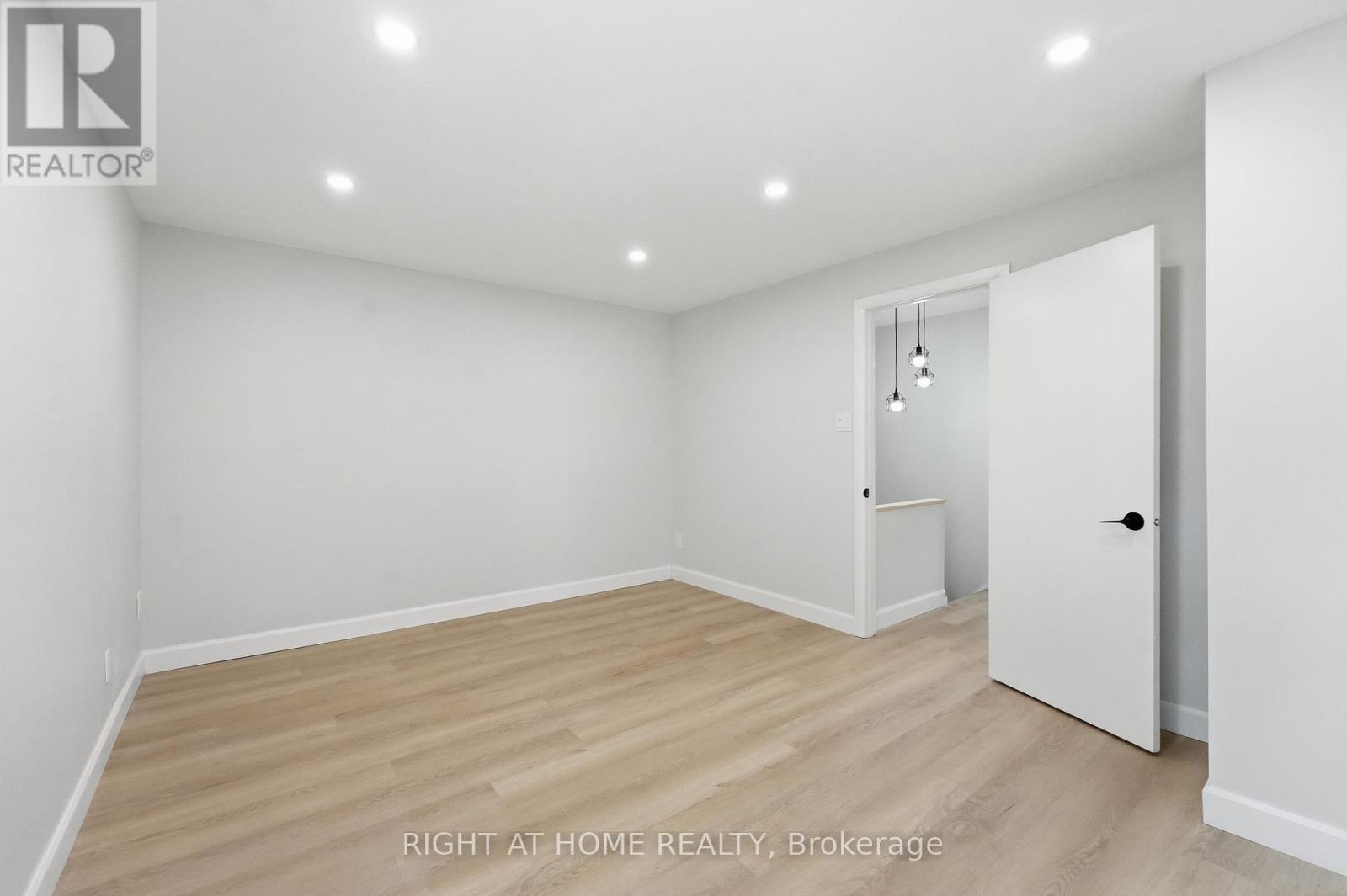 3 - 7874 Jeanne D'arc Boulevard, Ottawa, Ontario  K1C 2E9 - Photo 11 - X13541844